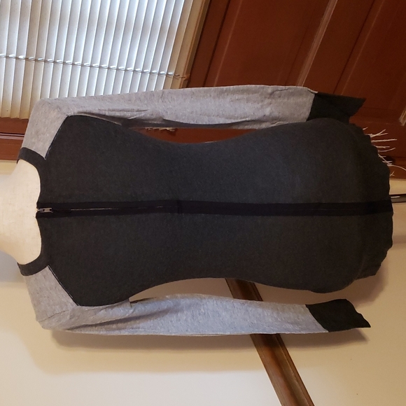 Ann Taylor LOFT merino wool long sleeve top - Picture 2 of 4